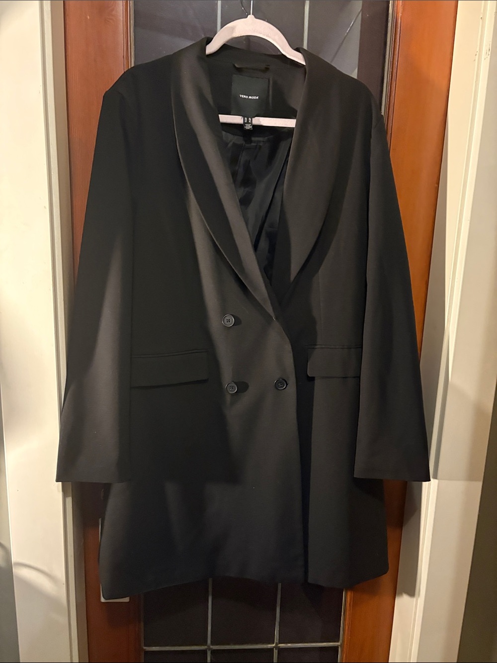 Vero Moda Black Double-Breasted Satin Lapel Blazer